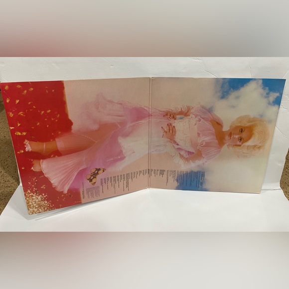Dolly Parton Heartbreaker (1978) Vinyl Pre-owned - Picture 3 of 4